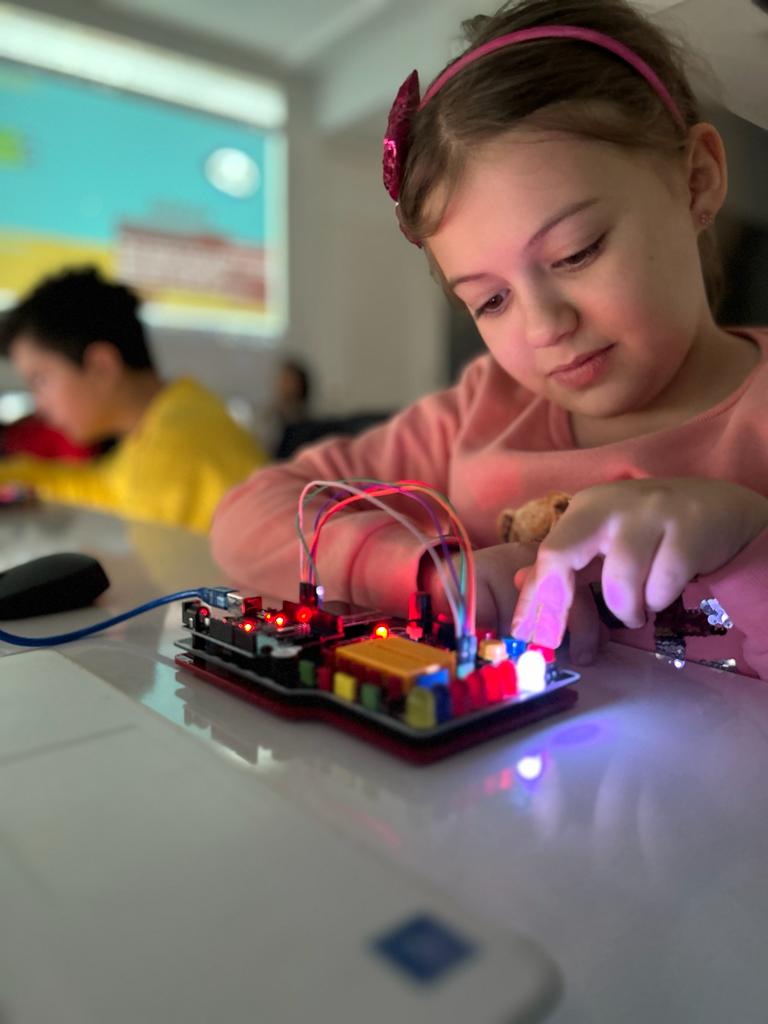 Maker Fest etkinliğinden kare